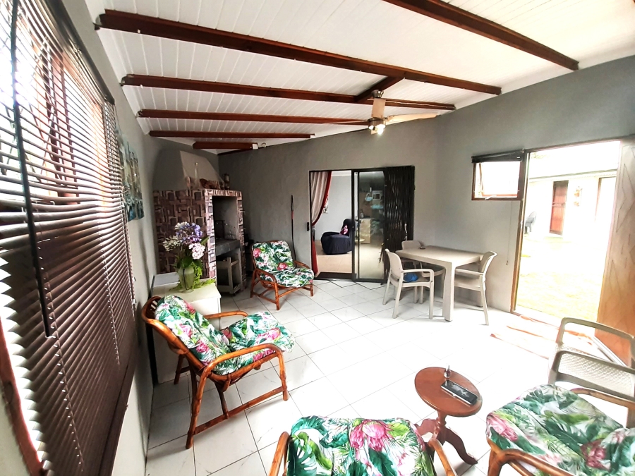 4 Bedroom Property for Sale in Aston Bay Eastern Cape